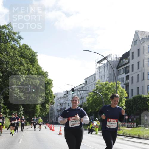 14.06.2026 - REWE Women's Run Jannik Wohlers http://msf.ph/oto/9802381 14.06.2026 10:14:18 Laufen 11465, 11064 meine-sportfotos.de