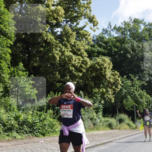 14.06.2026 - REWE Women's Run Jannik Wohlers http://msf.ph/oto/9802403 14.06.2026 10:14:20 Laufen 10182, 577 meine-sportfotos.de