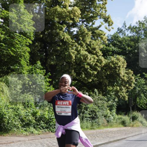 14.06.2026 - REWE Women's Run Jannik Wohlers http://msf.ph/oto/9802412 14.06.2026 10:14:20 Laufen 10182, 7 meine-sportfotos.de