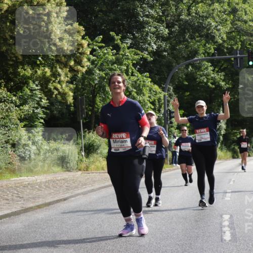 14.06.2026 - REWE Women's Run Jannik Wohlers http://msf.ph/oto/9802441 14.06.2026 10:14:26 Laufen 11384 meine-sportfotos.de