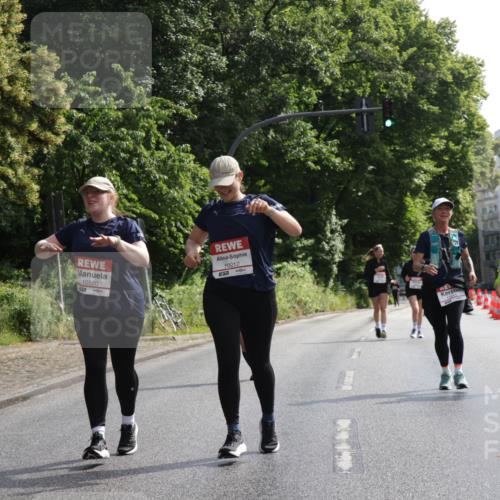 14.06.2026 - REWE Women's Run Jannik Wohlers http://msf.ph/oto/9802445 14.06.2026 10:14:27 Laufen 10520, 10212, 57 meine-sportfotos.de