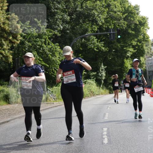 14.06.2026 - REWE Women's Run Jannik Wohlers http://msf.ph/oto/9802447 14.06.2026 10:14:27 Laufen 10520, 10212 meine-sportfotos.de
