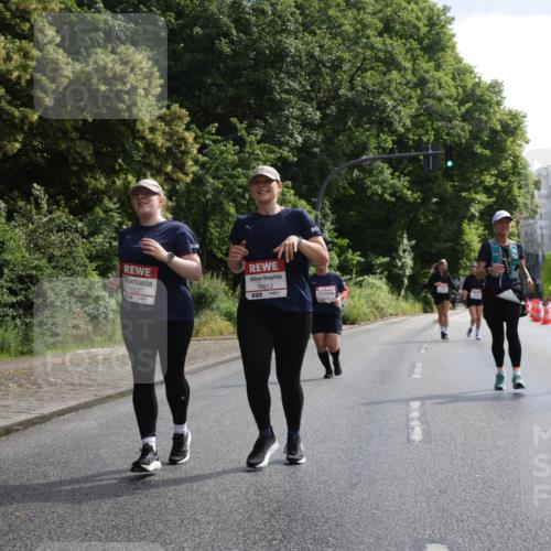 14.06.2026 - REWE Women's Run Jannik Wohlers http://msf.ph/oto/9802452 14.06.2026 10:14:28 Laufen 10520, 10212 meine-sportfotos.de