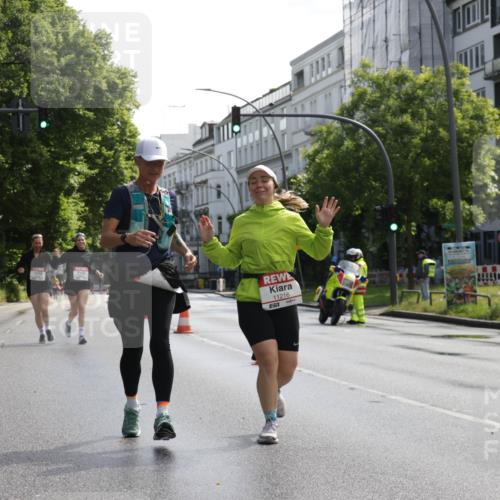 14.06.2026 - REWE Women's Run Jannik Wohlers http://msf.ph/oto/9802461 14.06.2026 10:14:29 Laufen 11216 meine-sportfotos.de