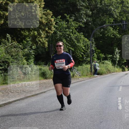 14.06.2026 - REWE Women's Run Jannik Wohlers http://msf.ph/oto/9802472 14.06.2026 10:14:31 Laufen 10607, 57 meine-sportfotos.de