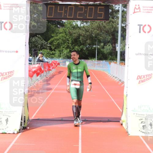 14.06.2026 - 7 Türme Triathlon Andreas Tolksdorf http://msf.ph/oto/9802474 14.06.2026 15:02:05 Ziel 841 meine-sportfotos.de