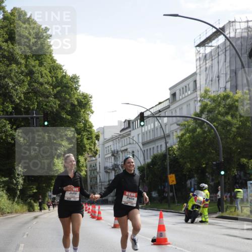 14.06.2026 - REWE Women's Run Jannik Wohlers http://msf.ph/oto/9802482 14.06.2026 10:14:33 Laufen 10044, 1 meine-sportfotos.de