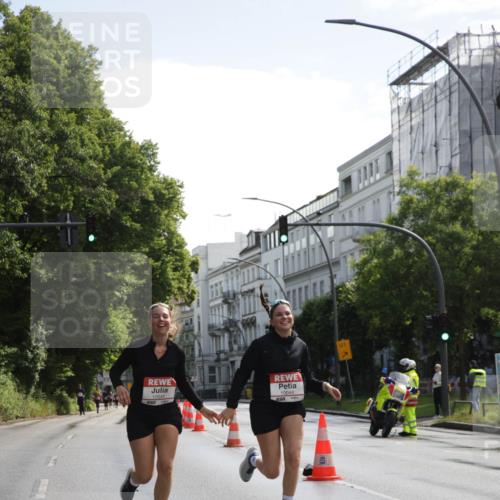 14.06.2026 - REWE Women's Run Jannik Wohlers http://msf.ph/oto/9802489 14.06.2026 10:14:33 Laufen 10045, 10044, 1 meine-sportfotos.de