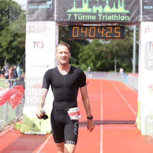 14.06.2026 - 7 Türme Triathlon Andreas Tolksdorf http://msf.ph/oto/9802563 14.06.2026 15:04:25 Ziel 878 meine-sportfotos.de