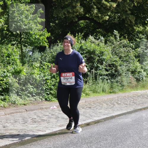 14.06.2026 - REWE Women's Run Jannik Wohlers http://msf.ph/oto/9802601 14.06.2026 10:15:24 Laufen 10189, 651 meine-sportfotos.de