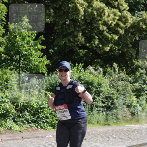 14.06.2026 - REWE Women's Run Jannik Wohlers http://msf.ph/oto/9802647 14.06.2026 10:15:31 Laufen 10305 meine-sportfotos.de