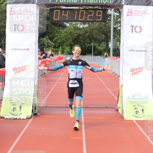 14.06.2026 - 7 Türme Triathlon Andreas Tolksdorf http://msf.ph/oto/9802664 14.06.2026 15:10:27 Ziel 1136 meine-sportfotos.de