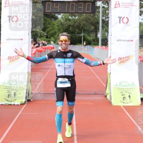 14.06.2026 - 7 Türme Triathlon Andreas Tolksdorf http://msf.ph/oto/9802675 14.06.2026 15:10:28 Ziel 1136 meine-sportfotos.de