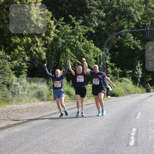 14.06.2026 - REWE Women's Run Jannik Wohlers http://msf.ph/oto/9802684 14.06.2026 10:15:40 Laufen 10729 meine-sportfotos.de