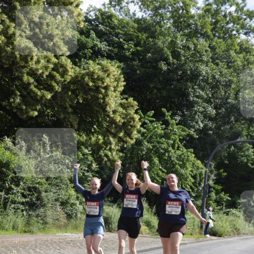 14.06.2026 - REWE Women's Run Jannik Wohlers http://msf.ph/oto/9802704 14.06.2026 10:15:41 Laufen 10729 meine-sportfotos.de