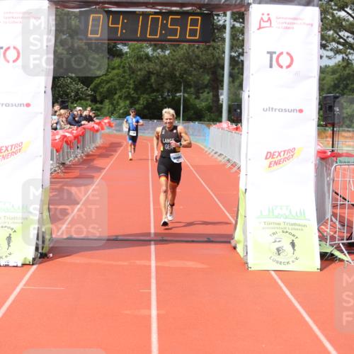 14.06.2026 - 7 Türme Triathlon Andreas Tolksdorf http://msf.ph/oto/9802717 14.06.2026 15:10:56 Ziel 931, 1042 meine-sportfotos.de