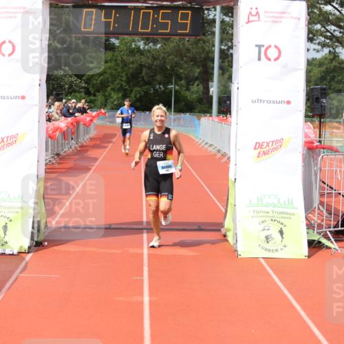 14.06.2026 - 7 Türme Triathlon Andreas Tolksdorf http://msf.ph/oto/9802726 14.06.2026 15:10:57 Ziel 931, 1042 meine-sportfotos.de