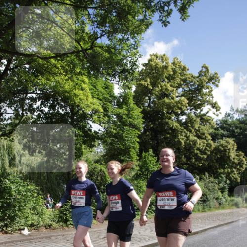 14.06.2026 - REWE Women's Run Jannik Wohlers http://msf.ph/oto/9802728 14.06.2026 10:15:44 Laufen 10649, 11239, 10729, 57 meine-sportfotos.de