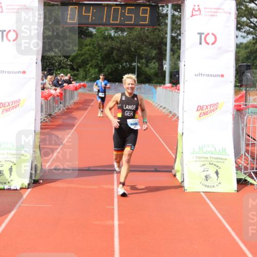 14.06.2026 - 7 Türme Triathlon Andreas Tolksdorf http://msf.ph/oto/9802729 14.06.2026 15:10:57 Ziel 931, 1042 meine-sportfotos.de