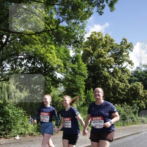14.06.2026 - REWE Women's Run Jannik Wohlers http://msf.ph/oto/9802730 14.06.2026 10:15:44 Laufen 10649, 11239, 10729 meine-sportfotos.de
