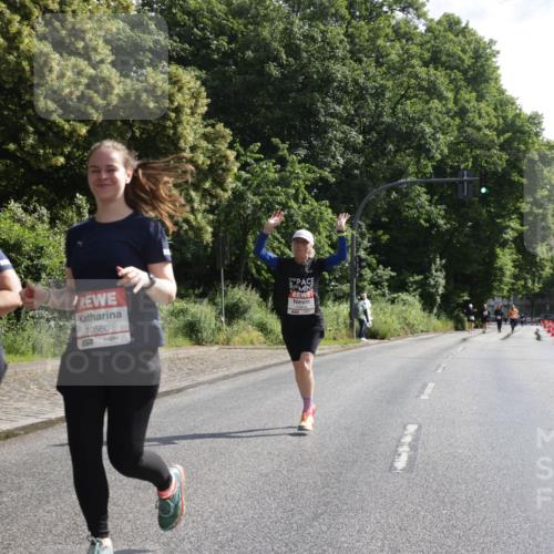 14.06.2026 - REWE Women's Run Jannik Wohlers http://msf.ph/oto/9802817 14.06.2026 10:16:20 Laufen 1068, 10560, 77 meine-sportfotos.de