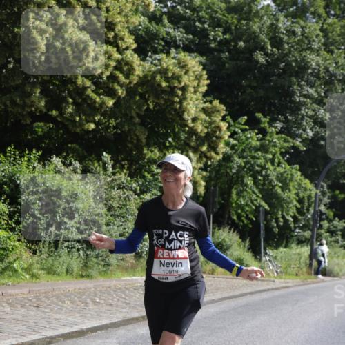 14.06.2026 - REWE Women's Run Jannik Wohlers http://msf.ph/oto/9802833 14.06.2026 10:16:21 Laufen 10918 meine-sportfotos.de