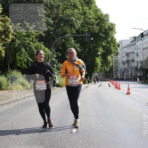 14.06.2026 - REWE Women's Run Jannik Wohlers http://msf.ph/oto/9802915 14.06.2026 10:16:48 Laufen 10311, 10759, 57, 221 meine-sportfotos.de