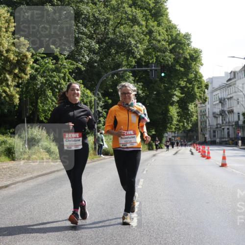 14.06.2026 - REWE Women's Run Jannik Wohlers http://msf.ph/oto/9802919 14.06.2026 10:16:48 Laufen 10311, 7, 10759, 7 meine-sportfotos.de