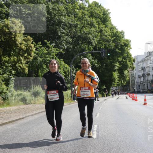14.06.2026 - REWE Women's Run Jannik Wohlers http://msf.ph/oto/9802925 14.06.2026 10:16:48 Laufen 10311, 57, 10759, 517 meine-sportfotos.de