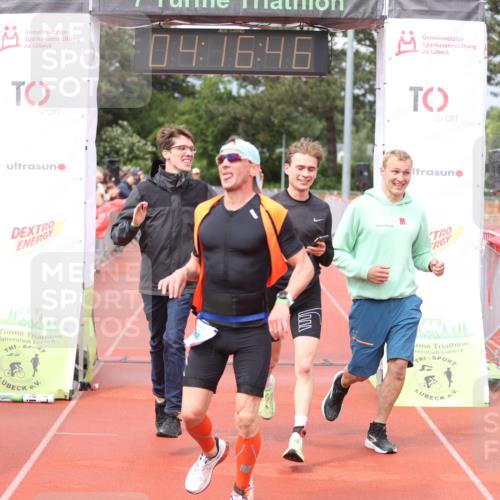 14.06.2026 - 7 Türme Triathlon Andreas Tolksdorf http://msf.ph/oto/9802972 14.06.2026 15:16:44 Ziel 689, 1088, 1144 meine-sportfotos.de