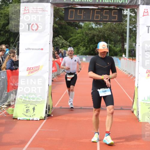 14.06.2026 - 7 Türme Triathlon Andreas Tolksdorf http://msf.ph/oto/9803005 14.06.2026 15:16:53 Ziel 877, 1144 meine-sportfotos.de