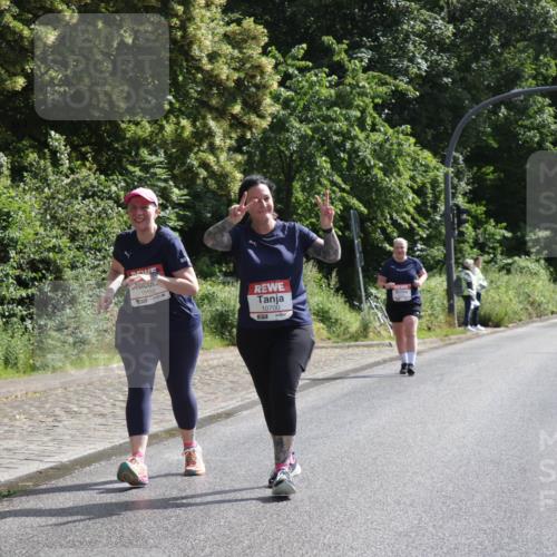 14.06.2026 - REWE Women's Run Jannik Wohlers http://msf.ph/oto/9803105 14.06.2026 10:17:49 Laufen 10152, 10700 meine-sportfotos.de