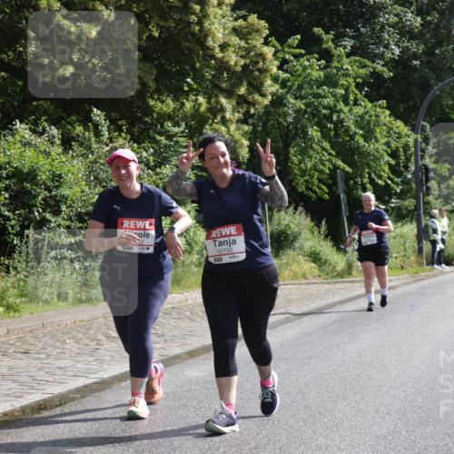 14.06.2026 - REWE Women's Run Jannik Wohlers http://msf.ph/oto/9803119 14.06.2026 10:17:50 Laufen 2, 10700, 57 meine-sportfotos.de