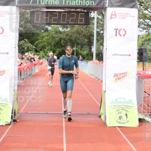 14.06.2026 - 7 Türme Triathlon Andreas Tolksdorf http://msf.ph/oto/9803146 14.06.2026 15:20:24 Ziel 838, 947 meine-sportfotos.de