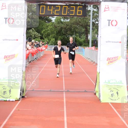 14.06.2026 - 7 Türme Triathlon Andreas Tolksdorf http://msf.ph/oto/9803166 14.06.2026 15:20:34 Ziel 947, 1014, 1157 meine-sportfotos.de