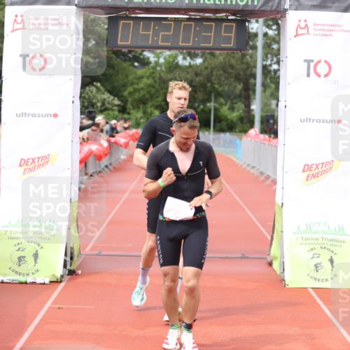 14.06.2026 - 7 Türme Triathlon Andreas Tolksdorf http://msf.ph/oto/9803184 14.06.2026 15:20:37 Ziel 1014, 1157 meine-sportfotos.de