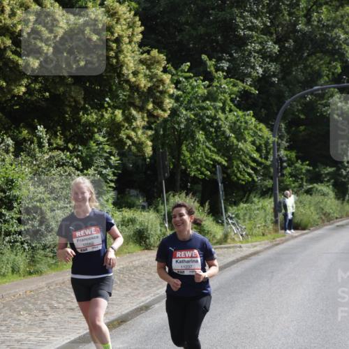 14.06.2026 - REWE Women's Run Jannik Wohlers http://msf.ph/oto/9803187 14.06.2026 10:18:23 Laufen 10562, 11237 meine-sportfotos.de