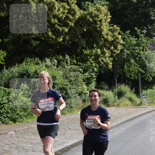 14.06.2026 - REWE Women's Run Jannik Wohlers http://msf.ph/oto/9803211 14.06.2026 10:18:23 Laufen 10562, 657, 11237, 650 meine-sportfotos.de