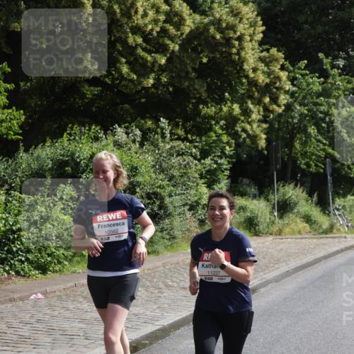 14.06.2026 - REWE Women's Run Jannik Wohlers http://msf.ph/oto/9803212 14.06.2026 10:18:23 Laufen 10562, 7, 11237 meine-sportfotos.de