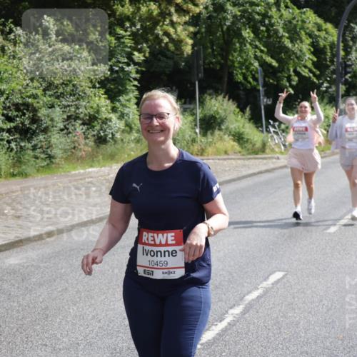 14.06.2026 - REWE Women's Run Jannik Wohlers http://msf.ph/oto/9803239 14.06.2026 10:18:57 Laufen 10459 meine-sportfotos.de