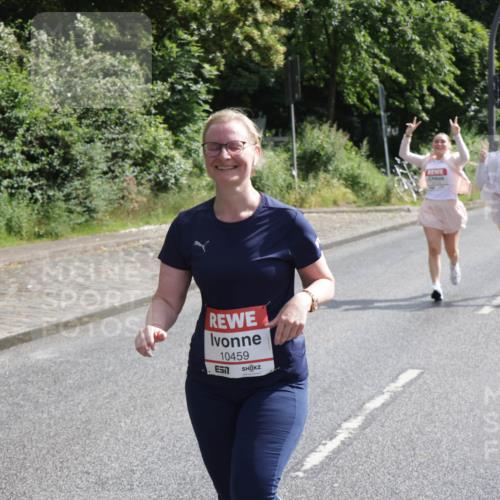 14.06.2026 - REWE Women's Run Jannik Wohlers http://msf.ph/oto/9803241 14.06.2026 10:18:57 Laufen 10459 meine-sportfotos.de