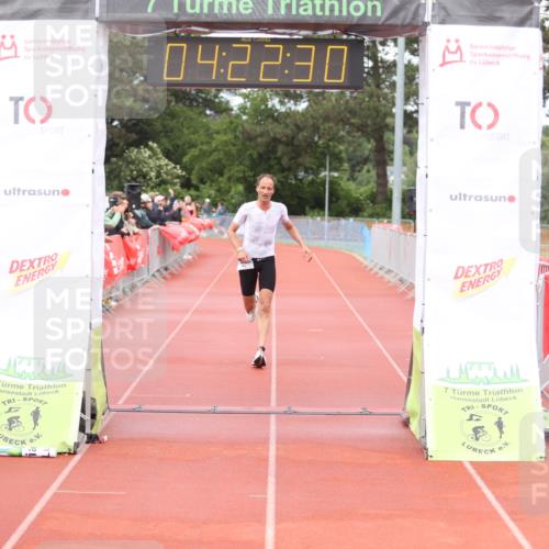 14.06.2026 - 7 Türme Triathlon Andreas Tolksdorf http://msf.ph/oto/9803251 14.06.2026 15:22:30 Ziel 1152 meine-sportfotos.de