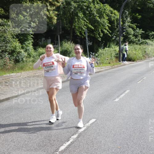 14.06.2026 - REWE Women's Run Jannik Wohlers http://msf.ph/oto/9803256 14.06.2026 10:18:59 Laufen 10135, 10136, 7 meine-sportfotos.de