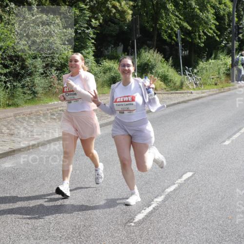 14.06.2026 - REWE Women's Run Jannik Wohlers http://msf.ph/oto/9803269 14.06.2026 10:19:00 Laufen 10135, 517, 10136 meine-sportfotos.de