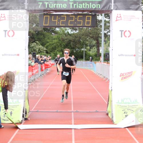 14.06.2026 - 7 Türme Triathlon Andreas Tolksdorf http://msf.ph/oto/9803271 14.06.2026 15:22:58 Ziel 1020, 1198 meine-sportfotos.de