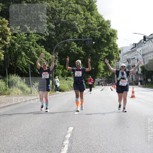 14.06.2026 - REWE Women's Run Jannik Wohlers http://msf.ph/oto/9803309 14.06.2026 10:19:33 Laufen 11232, 11230 meine-sportfotos.de