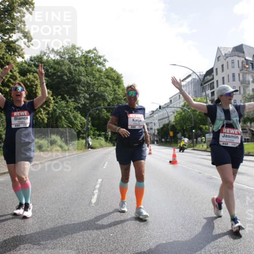 14.06.2026 - REWE Women's Run Jannik Wohlers http://msf.ph/oto/9803338 14.06.2026 10:19:37 Laufen 10484, 11232, 7, 11230, 57 meine-sportfotos.de