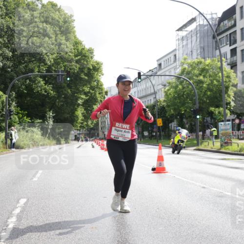 14.06.2026 - REWE Women's Run Jannik Wohlers http://msf.ph/oto/9803362 14.06.2026 10:19:45 Laufen 11364 meine-sportfotos.de