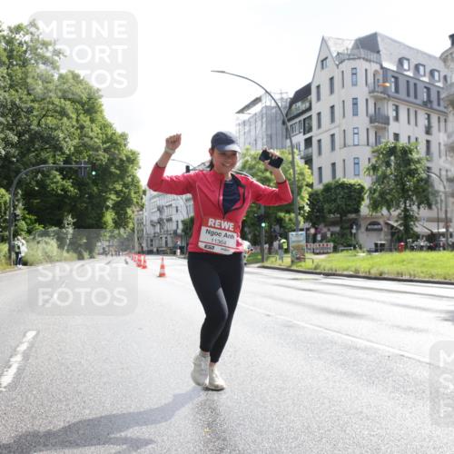 14.06.2026 - REWE Women's Run Jannik Wohlers http://msf.ph/oto/9803381 14.06.2026 10:19:46 Laufen 11364, 7, 000 meine-sportfotos.de
