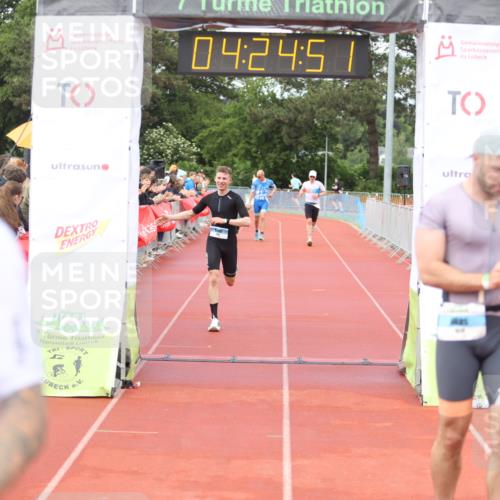 14.06.2026 - 7 Türme Triathlon Andreas Tolksdorf http://msf.ph/oto/9803505 14.06.2026 15:24:49 Ziel 873, 950, 959, 1019, 1026 meine-sportfotos.de